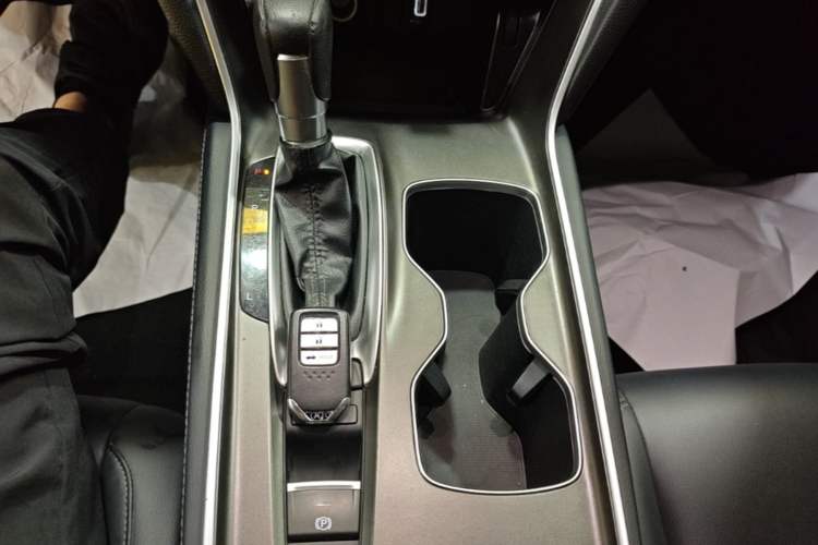 Used Honda Accord 2018 260TURBO Elite Edition China V Gear Lever