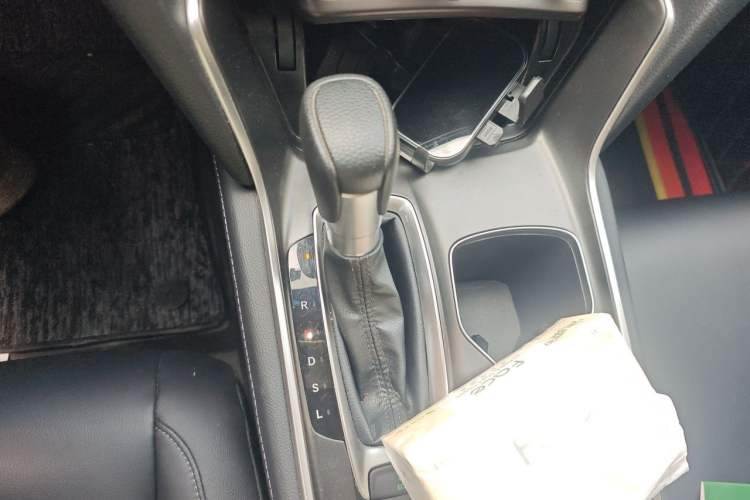 Used Honda Accord 2018 260TURBO Luxury Edition China VI Gear Lever