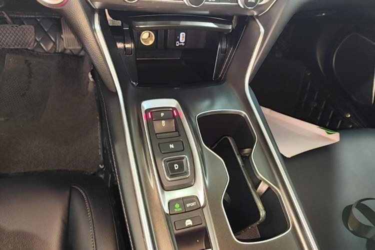 Used Honda Accord 2018 Rui·Hybrid 2.0L Rui Zhi Edition China VI Gear Lever