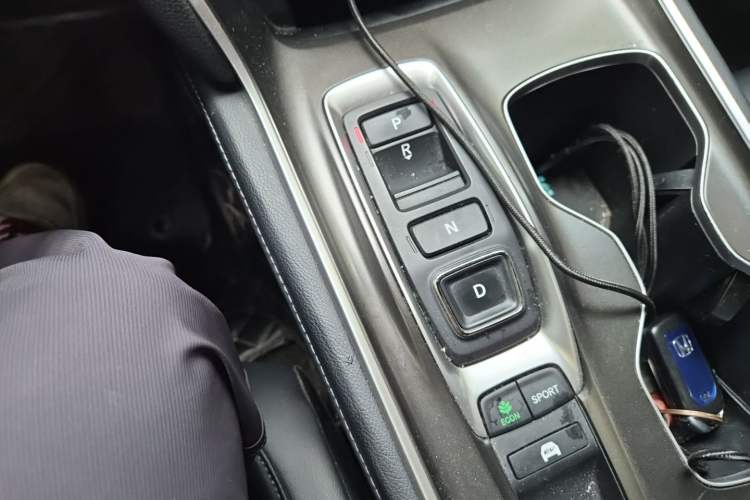Used Honda Accord 2018 Rui Hybrid 2.0L Rui Ling Edition China VI Gear Lever