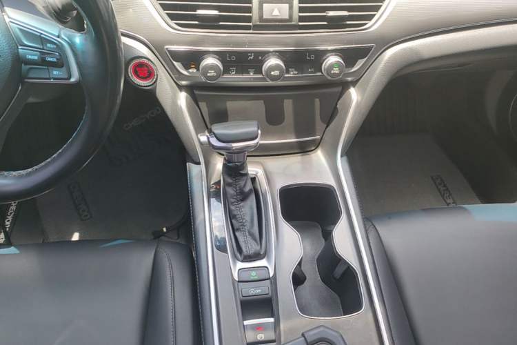 Used Honda Accord 2018 260TURBO Elite Edition China VI Gear Lever