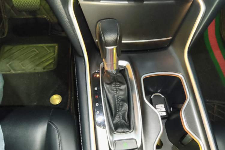 Used Honda Accord 2018 260TURBO Elite Edition China VI Gear Lever