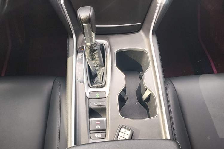 Used Honda Accord 2018 260TURBO Elite Edition China VI Gear Lever