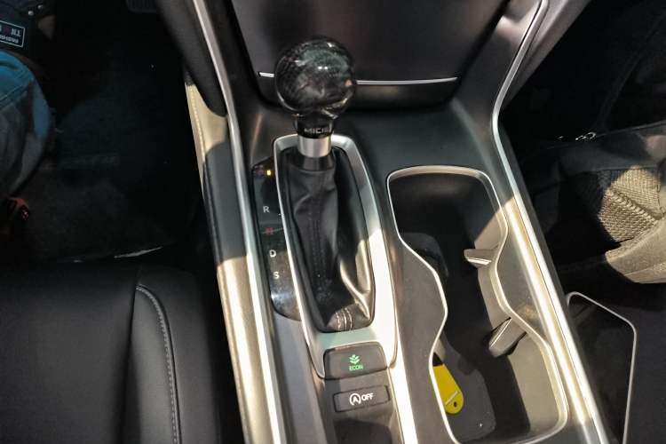 Used Honda Accord 2018 260TURBO Luxury Edition China VI Gear Lever