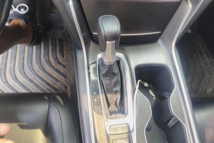Used Honda Accord 2018 260TURBO Elite Edition China VI Gear Lever