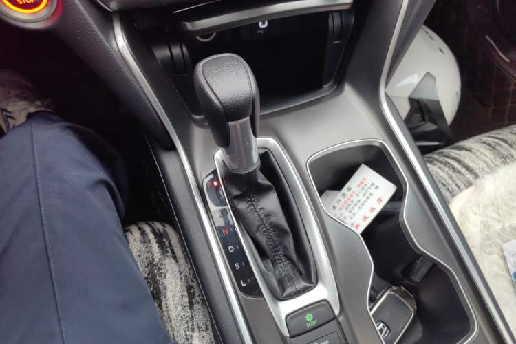 Used Honda Accord 2018 260TURBO Luxury Edition China V Emission Standard Gear Lever