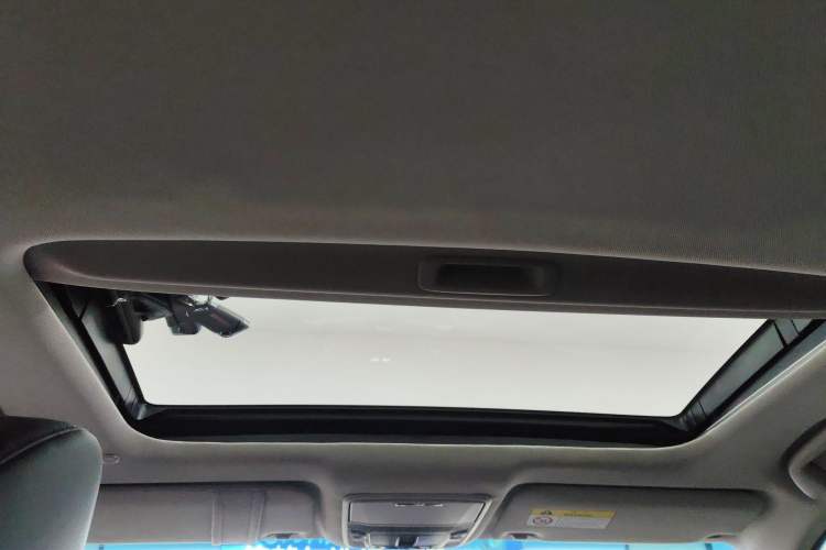 Used Honda Accord 2018 260TURBO Elite Edition China VI Headliner