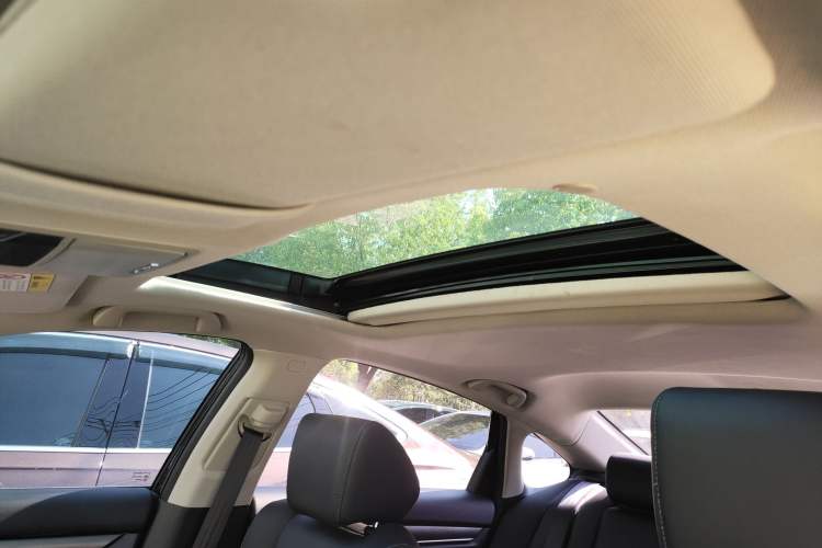 Used Honda Accord 2018 230TURBO Comfort Edition China VI Emission Standard Headliner
