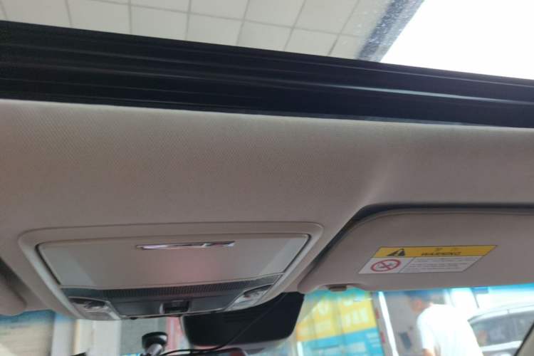 Used Honda Accord 2018 260TURBO Luxury Edition China VI Headliner