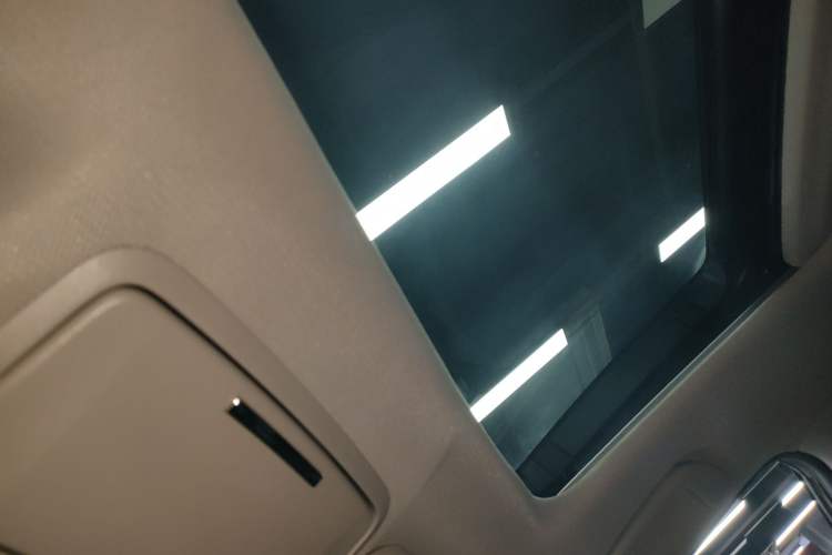 Used Honda Accord 2018 260TURBO Elite Edition China VI Headliner