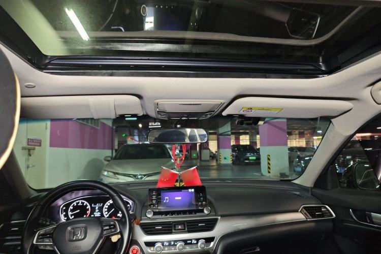 Used Honda Accord 2018 260TURBO Elite Edition China VI Headliner