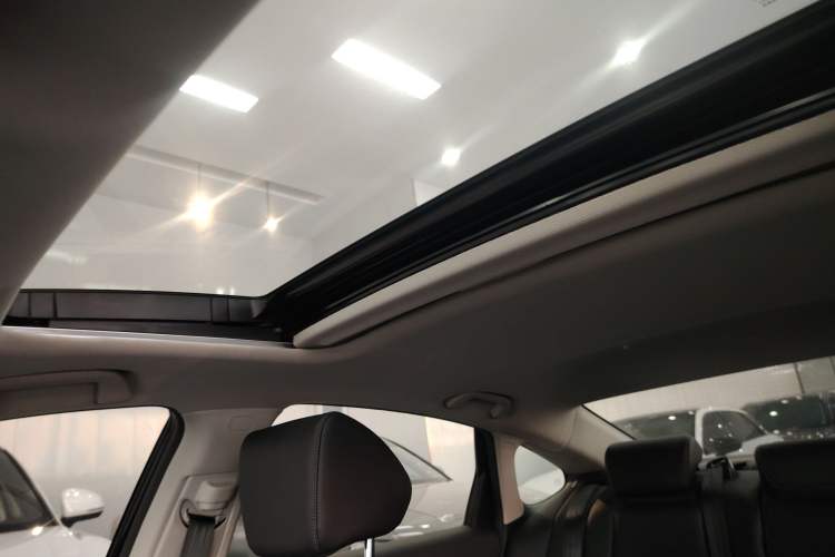 Used Honda Accord 2018 Rui Hybrid 2.0L Rui Ling Edition China VI Headliner