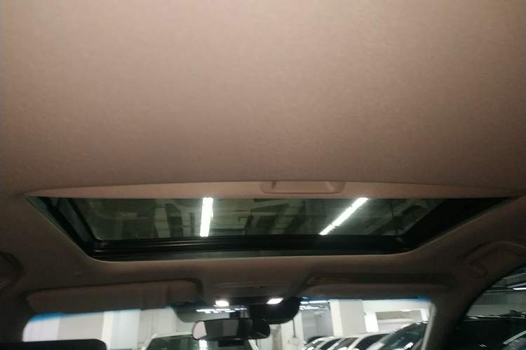 Used Honda Accord 2018 260TURBO Luxury Edition China VI Headliner