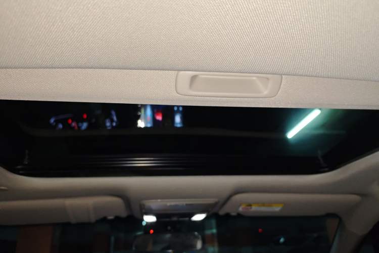 Used Honda Accord 2018 260TURBO Elite Edition China VI Headliner