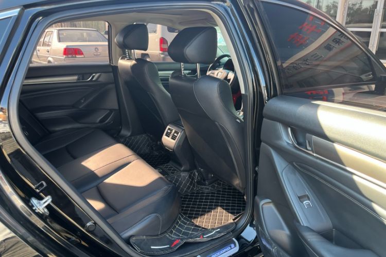 Used Honda Accord 2018 230TURBO Comfort Version National V Interior 10