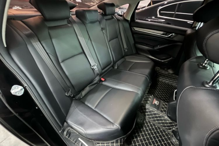 Used Honda Accord 2018 230TURBO Comfort Version National V Interior 11