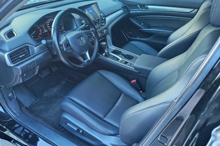 Used Honda Accord 2018 260TURBO Elite Edition China VI Interior 11
