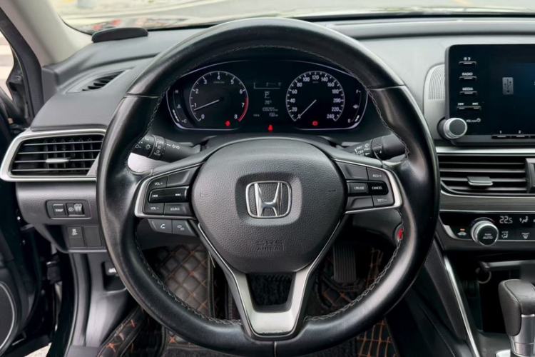 Used Honda Accord 2018 260TURBO Elite Edition China VI Interior 2
