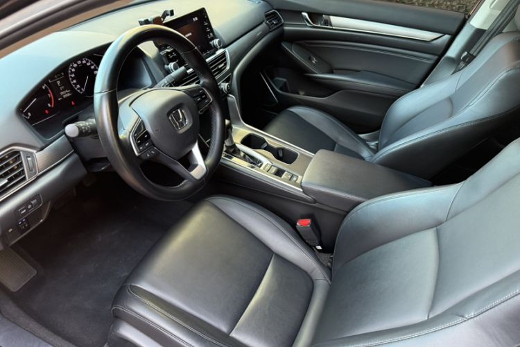 Used Honda Accord 2018 260TURBO Elite Edition China VI Interior 2