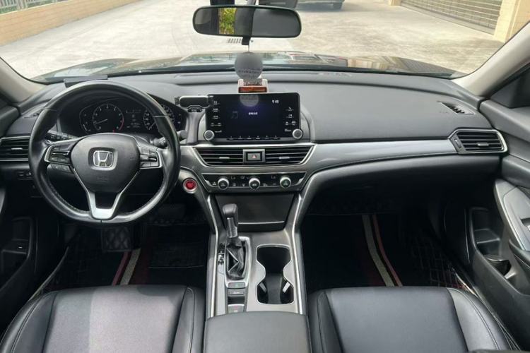 Used Honda Accord 2018 260TURBO Elite Edition China VI Interior 2