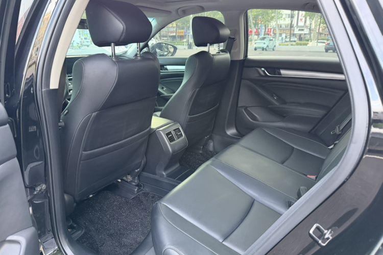 Used Honda Accord 2018 260TURBO Elite Edition China VI Interior 2