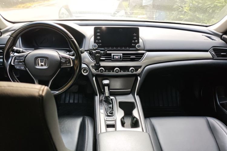 Used Honda Accord 2018 260TURBO Elite Edition China VI Interior 2