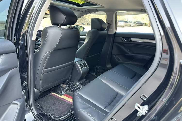 Used Honda Accord 2018 260TURBO Elite Edition China VI Interior 2