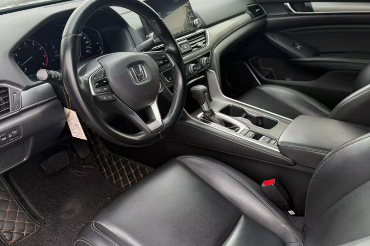 Used Honda Accord 2018 260TURBO Elite Edition China VI Interior 3