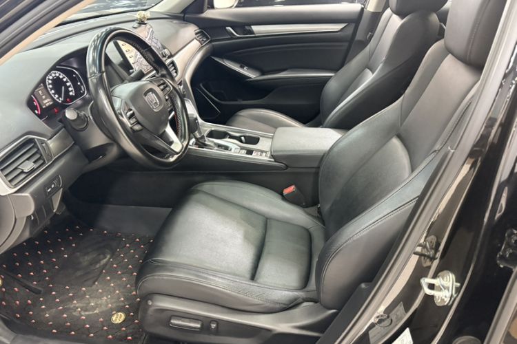 Used Honda Accord 2018 260TURBO Elite Edition China V Interior 3