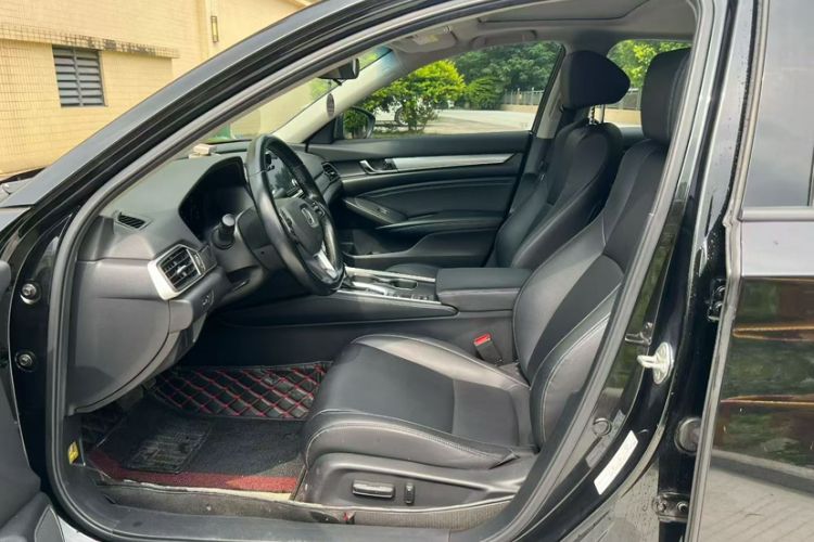 Used Honda Accord 2018 260TURBO Elite Edition China VI Interior 3