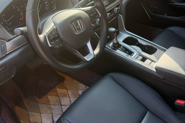 Used Honda Accord 2018 260TURBO Elite Edition China V Interior 4