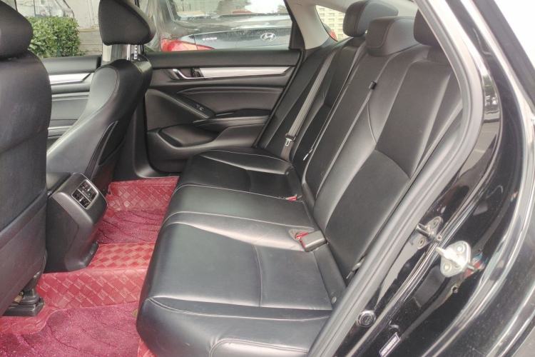 Used Honda Accord 2018 260TURBO Luxury Edition China V Emission Standard Interior 4