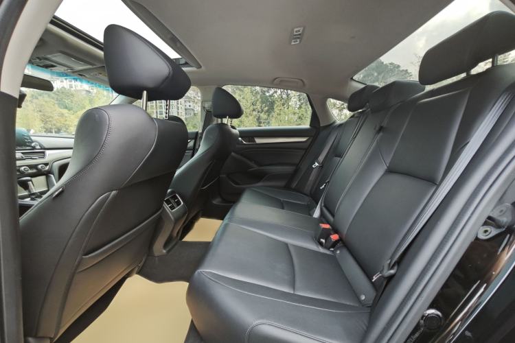 Used Honda Accord 2018 260TURBO Elite Edition China VI Interior 4