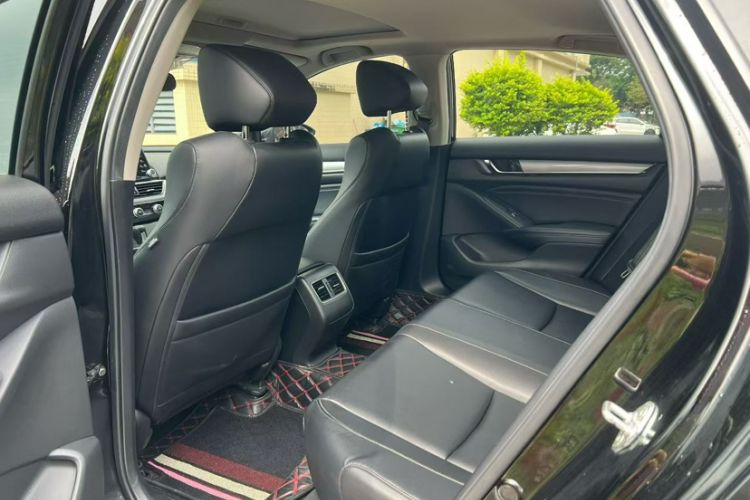 Used Honda Accord 2018 260TURBO Elite Edition China VI Interior 4