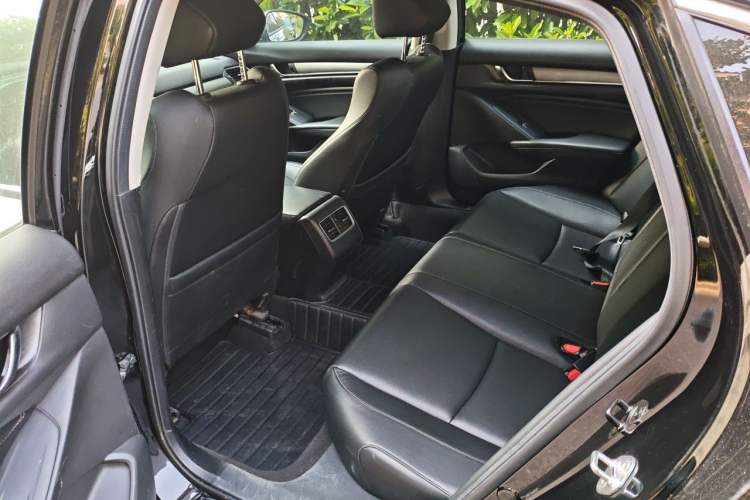 Used Honda Accord 2018 260TURBO Elite Edition China VI Interior 4