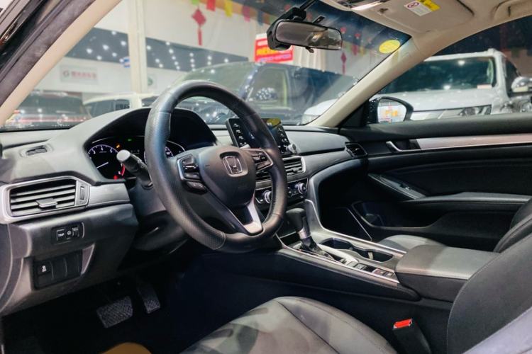 Used Honda Accord 2018 260TURBO Elite Edition China VI Interior 6