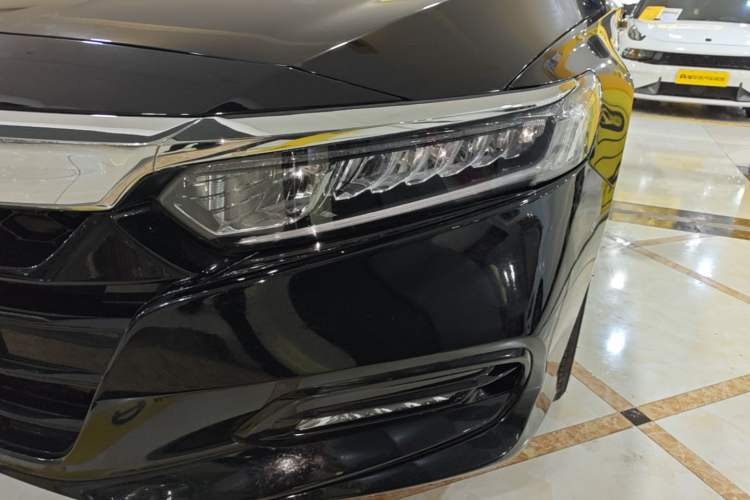 Used Honda Accord 2018 260TURBO Elite Edition China V Left Front Headlight