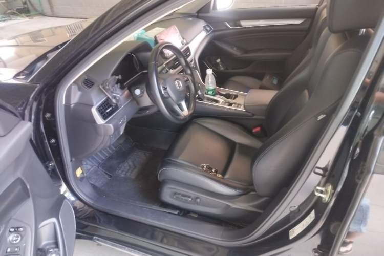 Used Honda Accord 2018 260TURBO Elite Edition China V Left Front Seat