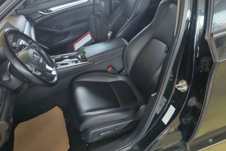 Used Honda Accord 2018 260TURBO Elite Edition China VI Left Front Seat