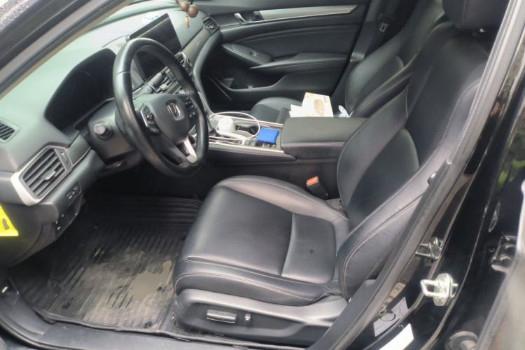 Used Honda Accord 2018 260TURBO Luxury Edition China V Emission Standard Left Front Seat