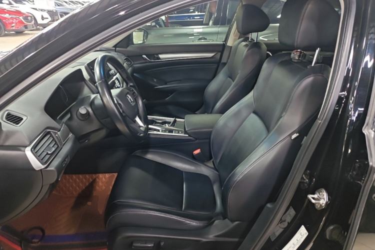 Used Honda Accord 2018 260TURBO Elite Edition China VI Left Front Seat