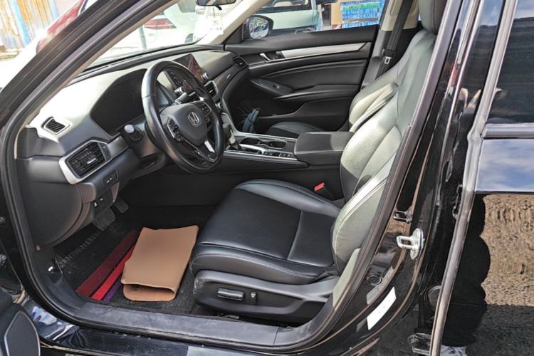 Used Honda Accord 2018 260TURBO Elite Edition China VI Left Front Seat
