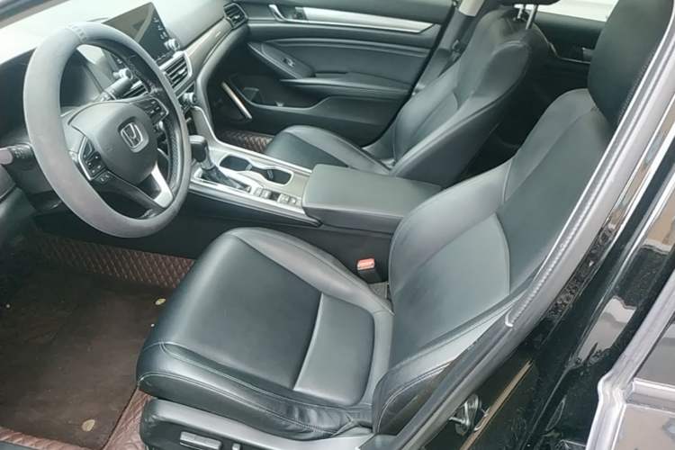 Used Honda Accord 2018 260TURBO Elite Edition China VI Left Front Seat