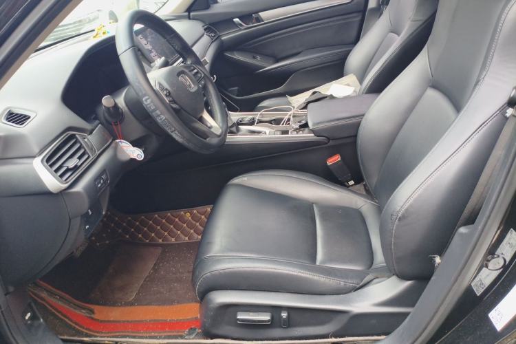 Used Honda Accord 2018 260TURBO Luxury Edition China V Emission Standard Left Front Seat