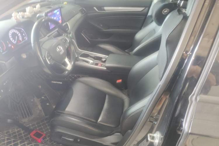 Used Honda Accord 2018 260TURBO Luxury Edition China VI Left Front Seat