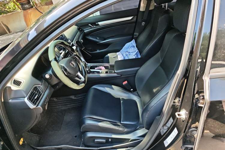 Used Honda Accord 2018 260TURBO Elite Edition China VI Left Front Seat