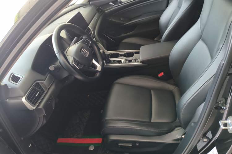 Used Honda Accord 2018 260TURBO Elite Edition China VI Left Front Seat
