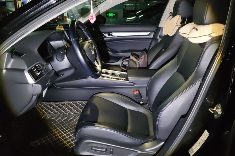 Used Honda Accord 2018 260TURBO Luxury Edition China VI Left Front Seat