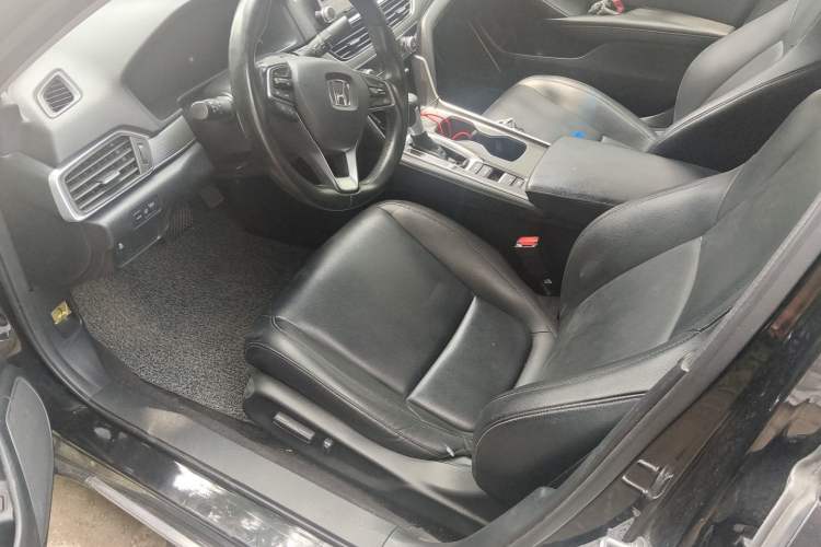 Used Honda Accord 2018 260TURBO Elite Edition China VI Left Front Seat