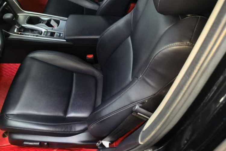 Used Honda Accord 2018 260TURBO Elite Edition China VI Left Front Seat